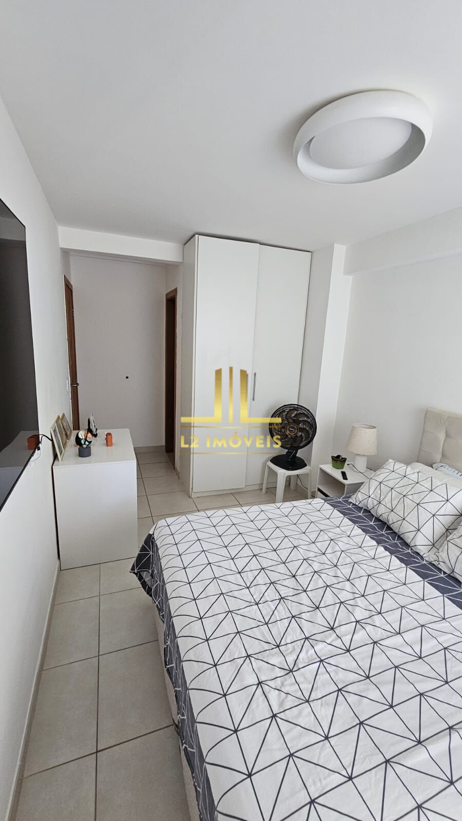 Apartamento à venda com 2 quartos, 80m² - Foto 13