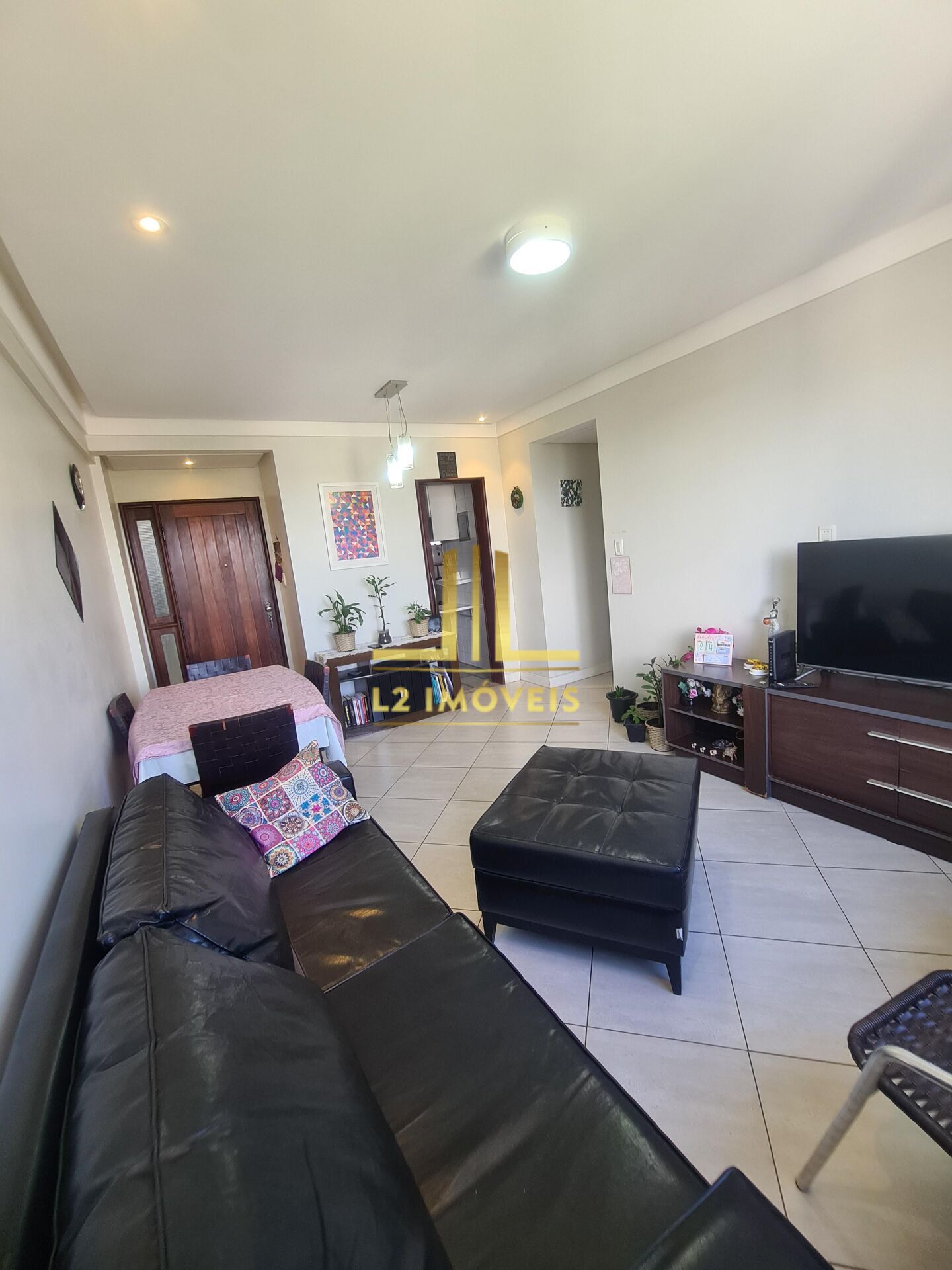 Apartamento à venda com 3 quartos, 72m² - Foto 1