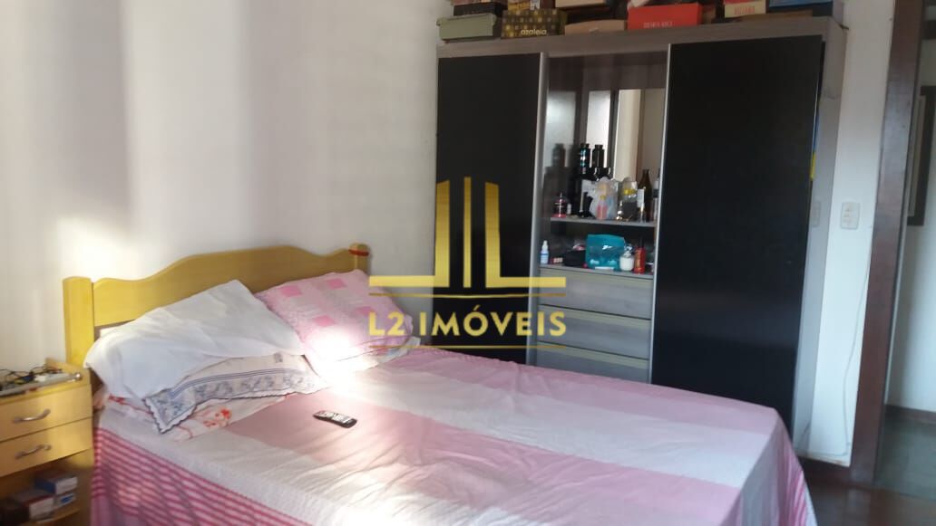 Apartamento à venda com 3 quartos, 207m² - Foto 9