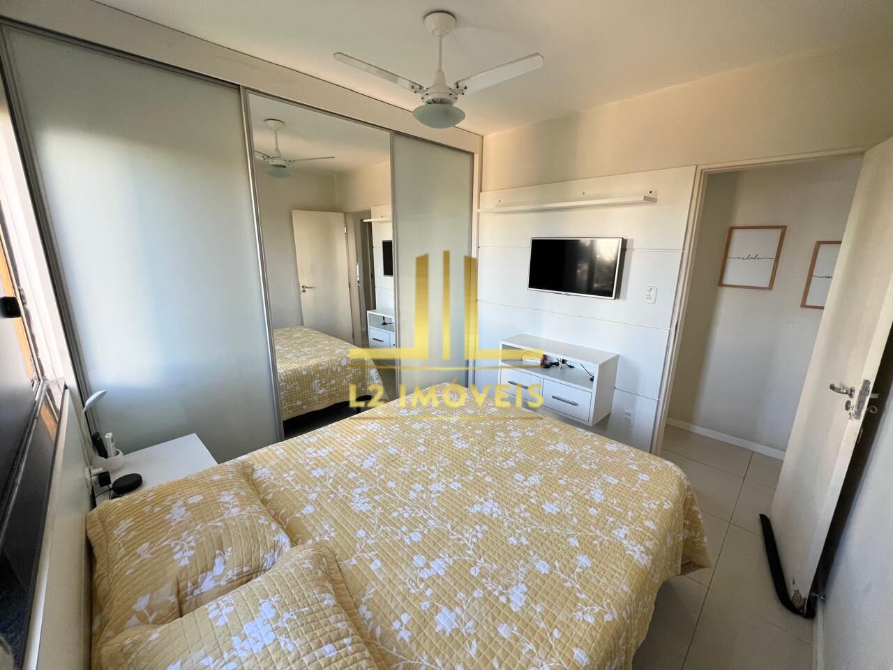 Apartamento à venda com 3 quartos, 70m² - Foto 4