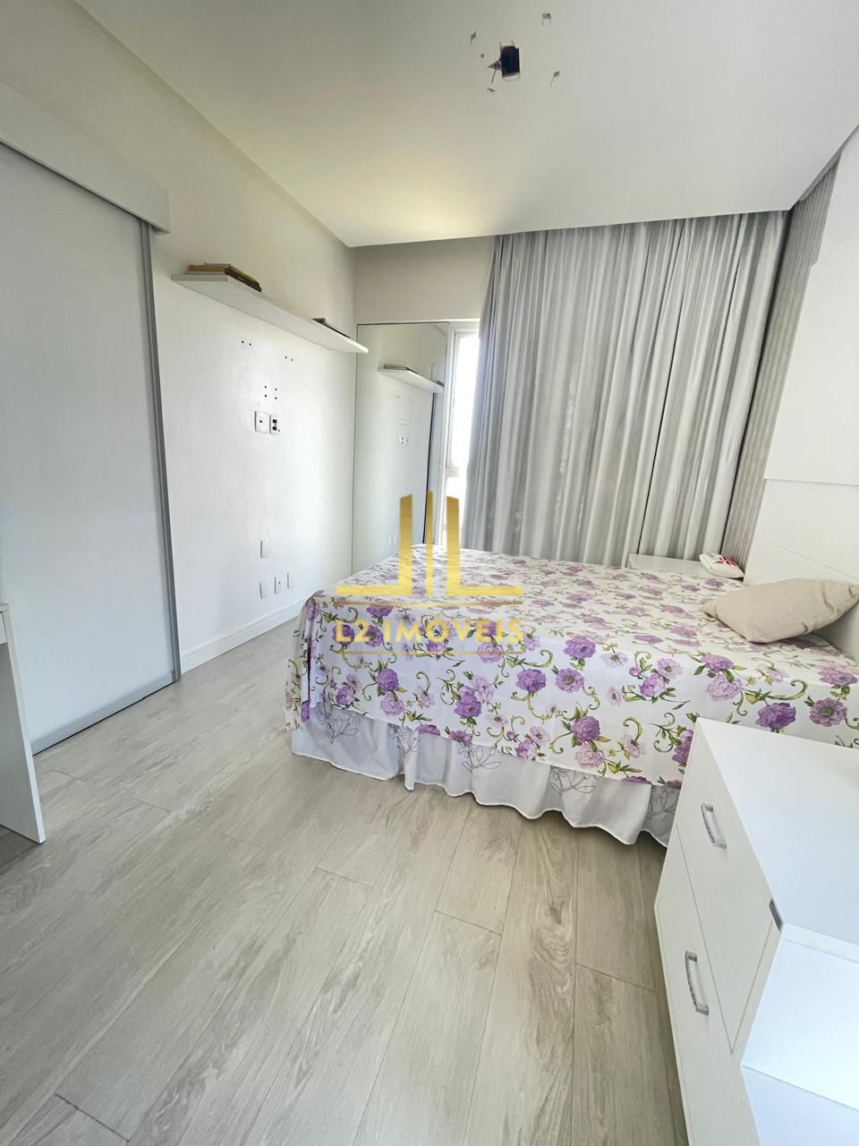 Apartamento à venda com 3 quartos, 143m² - Foto 10