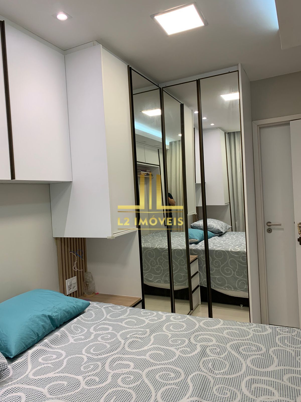 Apartamento à venda com 2 quartos, 54m² - Foto 11