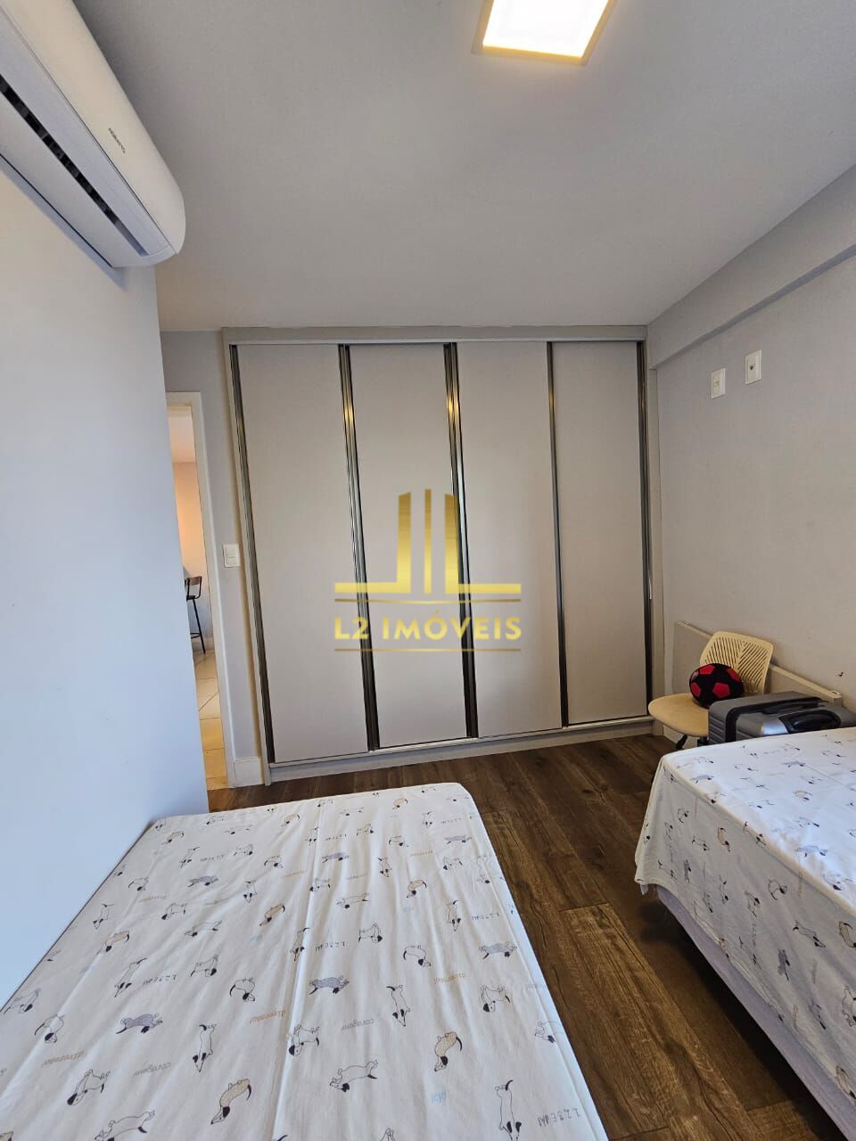 Apartamento à venda com 2 quartos, 79m² - Foto 13