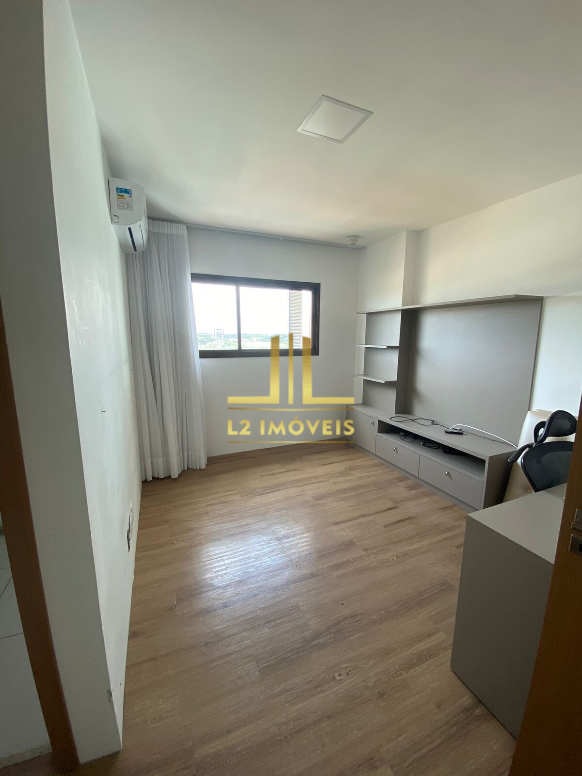 Apartamento à venda com 4 quartos, 235m² - Foto 8