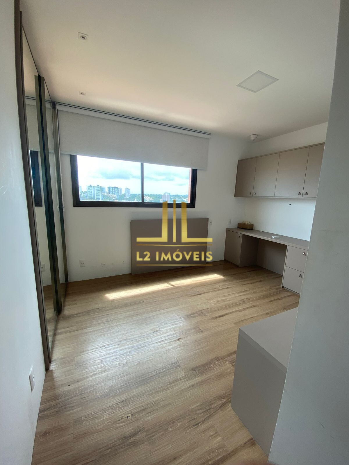 Apartamento à venda com 4 quartos, 235m² - Foto 11