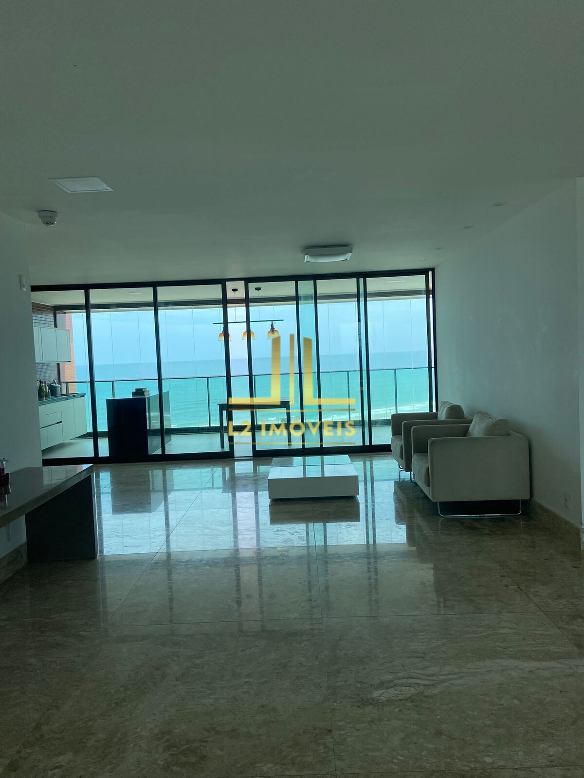 Apartamento à venda com 4 quartos, 235m² - Foto 3