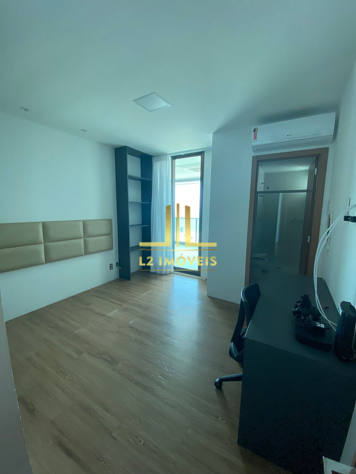 Apartamento à venda com 4 quartos, 235m² - Foto 9