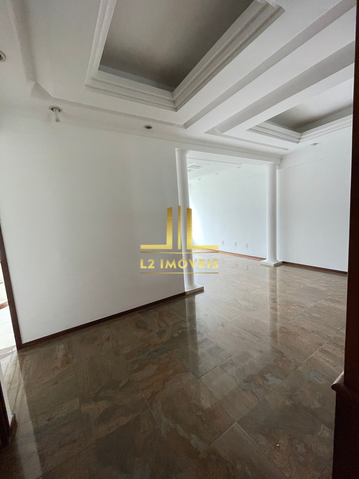 Apartamento à venda com 3 quartos, 93m² - Foto 3