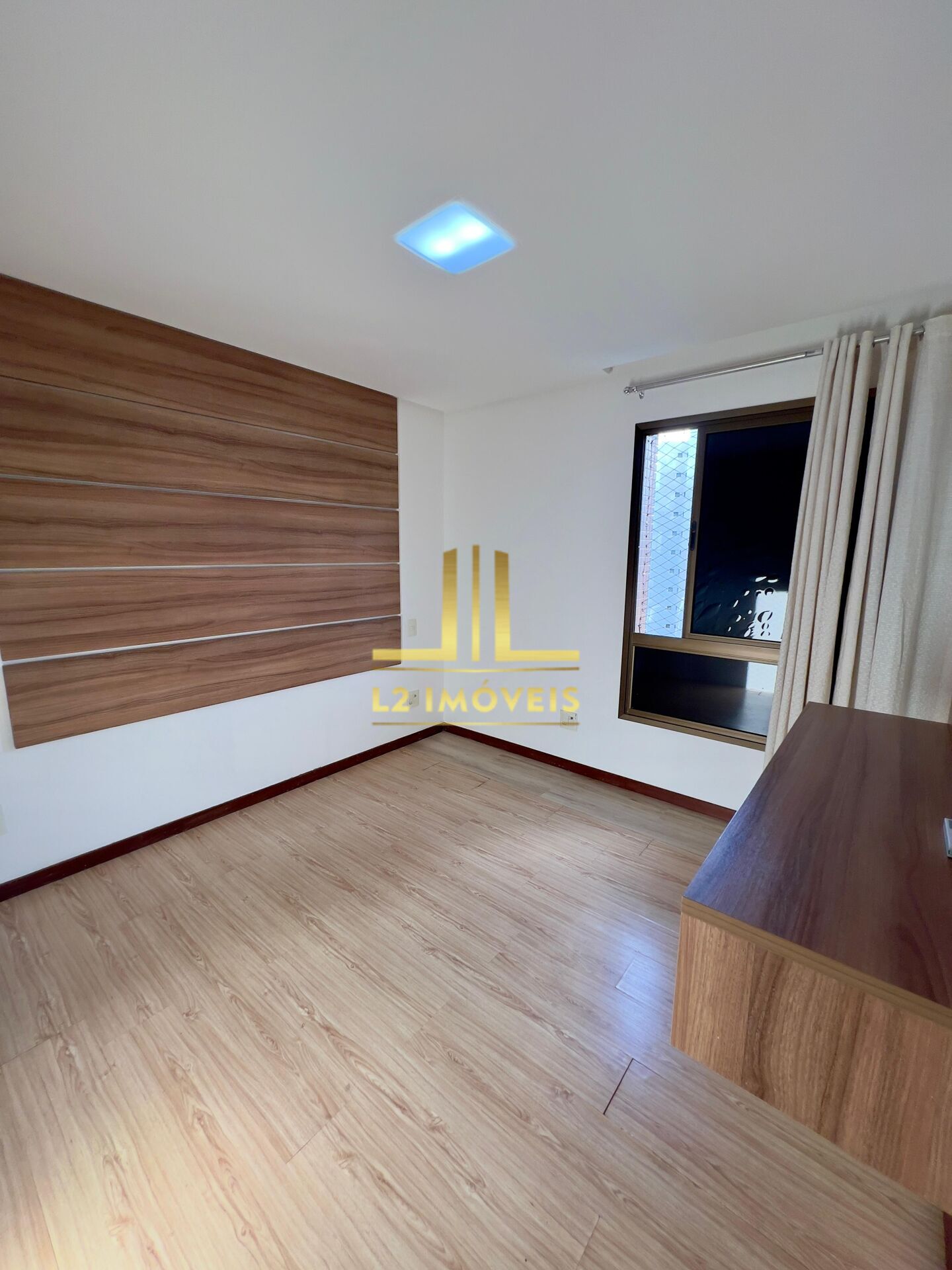 Apartamento à venda com 4 quartos, 145m² - Foto 4