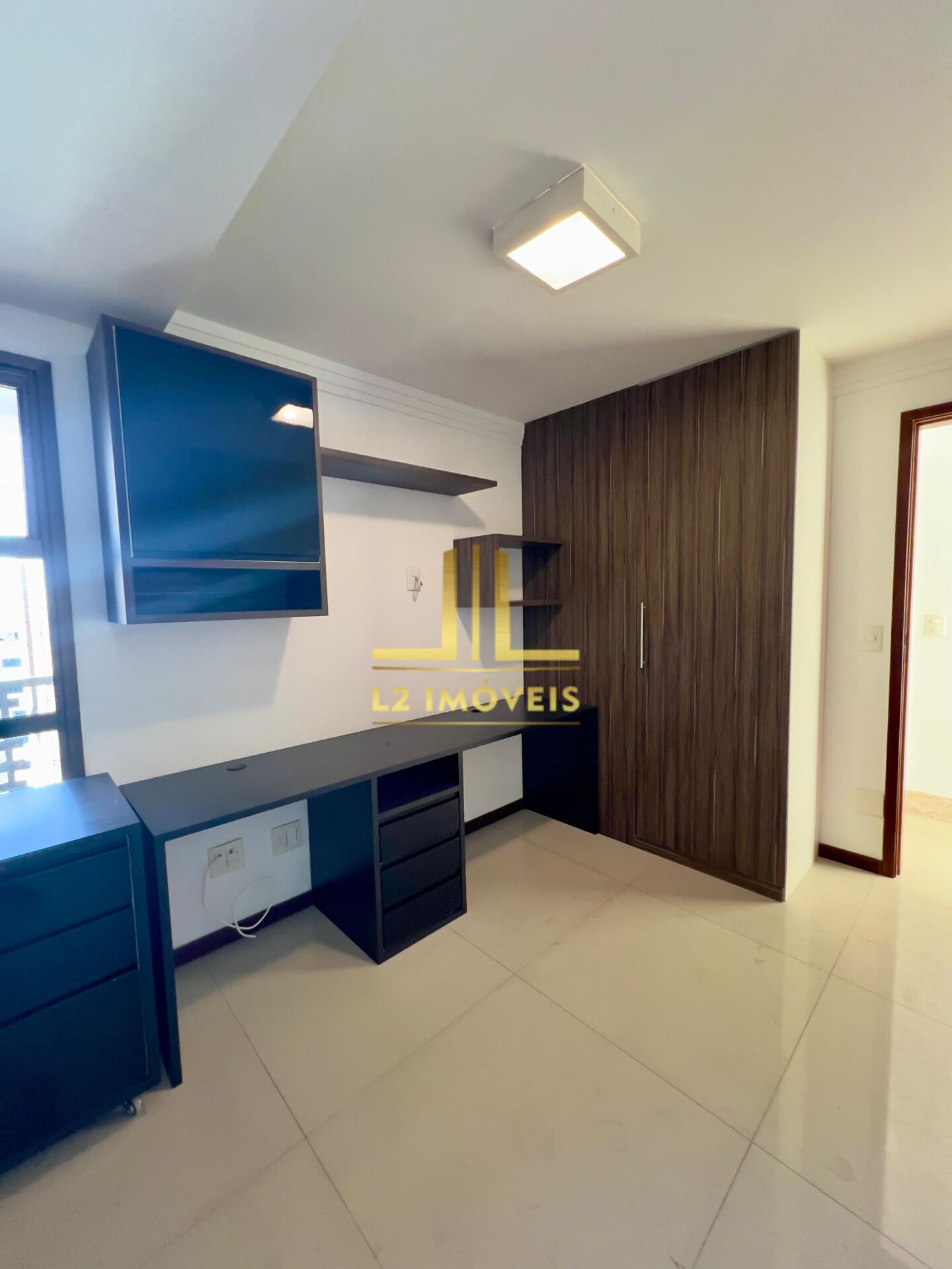 Apartamento à venda com 4 quartos, 145m² - Foto 7