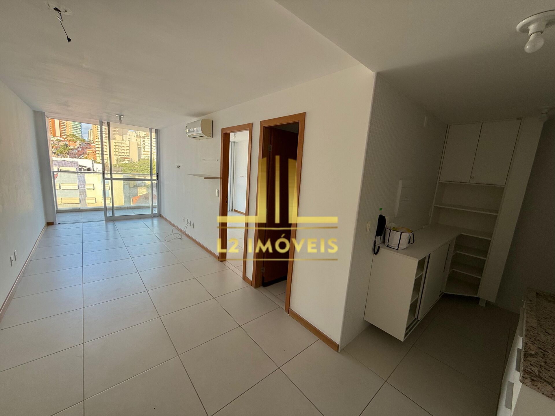 Apartamento à venda com 1 quarto, 49m² - Foto 3