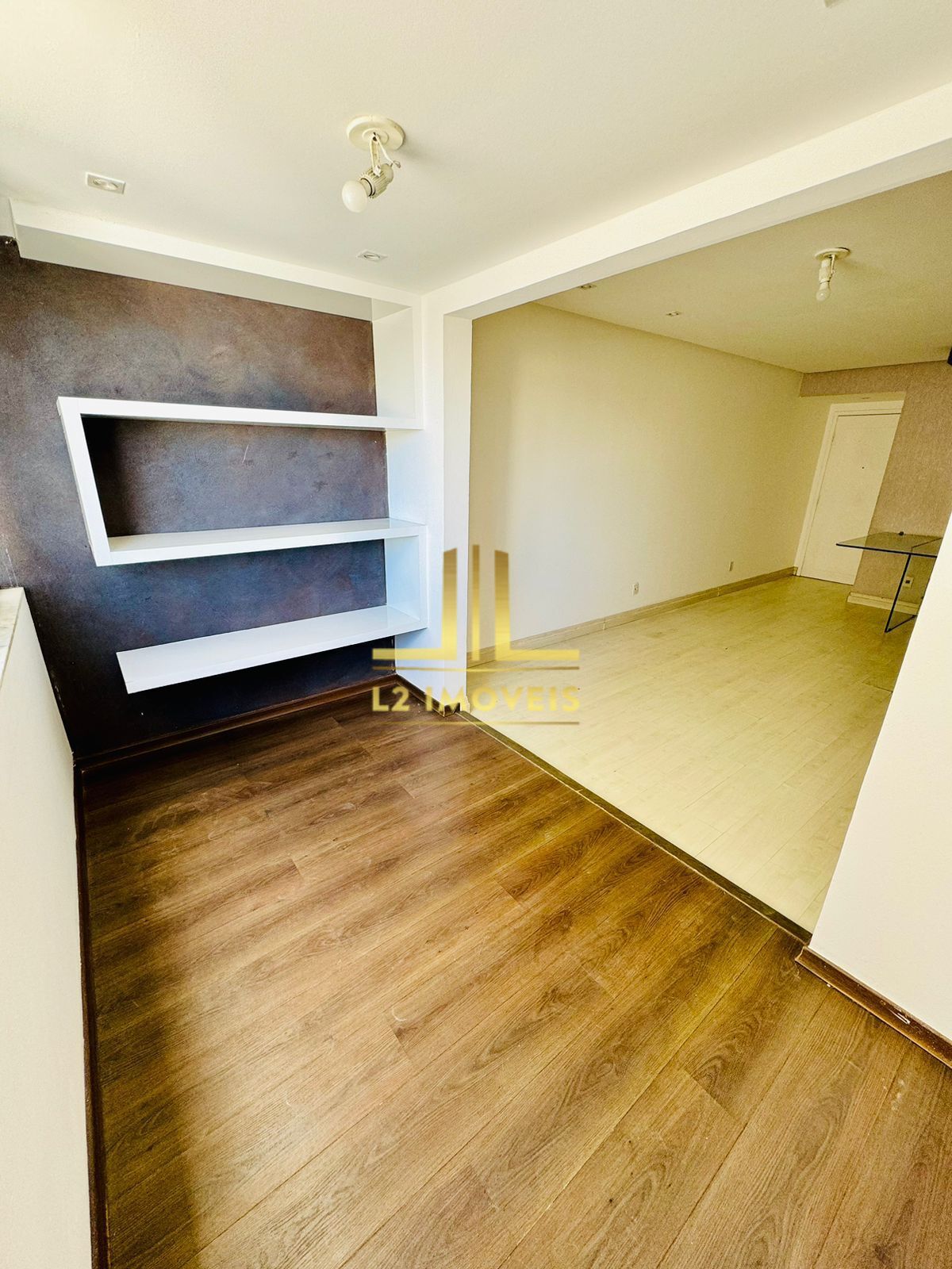 Apartamento à venda com 3 quartos, 85m² - Foto 4