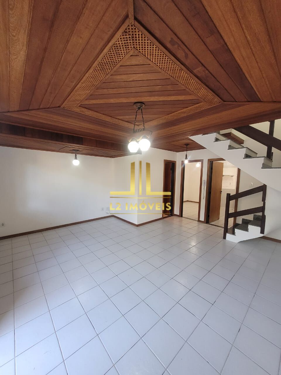 Casa à venda com 4 quartos, 123m² - Foto 15