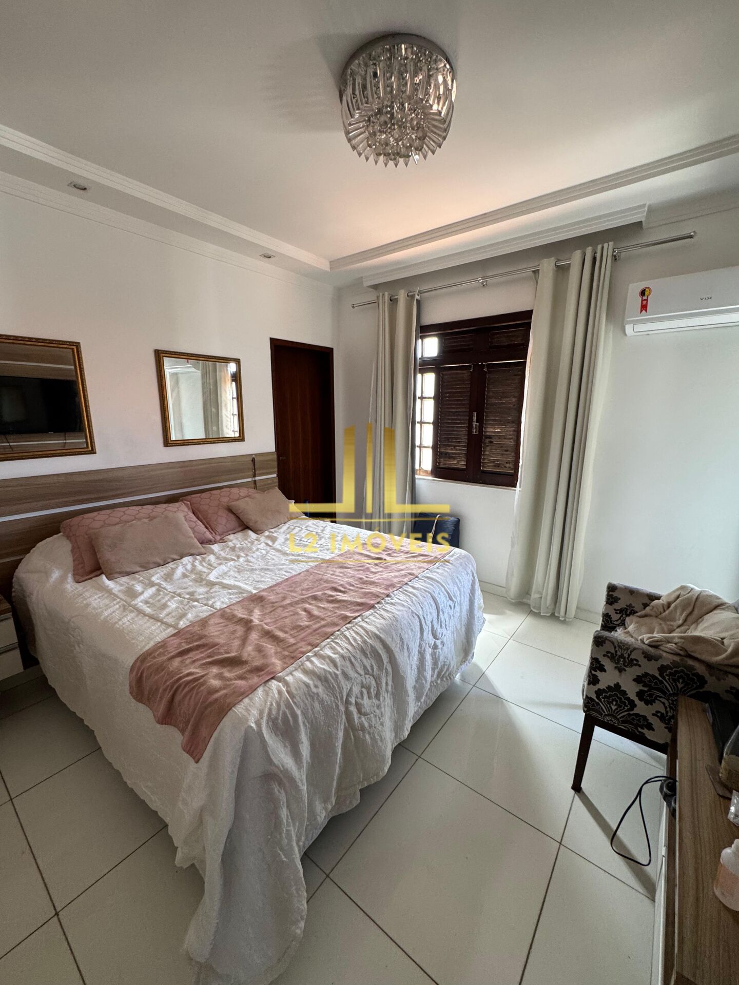 Casa à venda com 5 quartos, 370m² - Foto 9