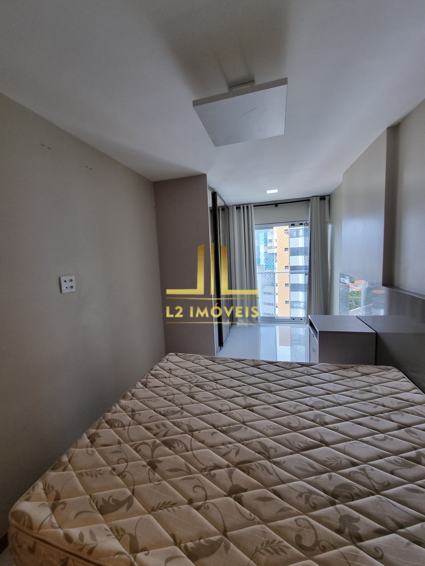 Apartamento à venda com 2 quartos, 78m² - Foto 13