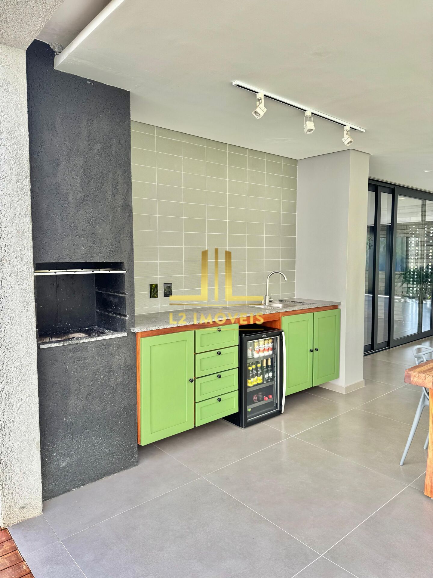 Casa à venda com 4 quartos, 350m² - Foto 34