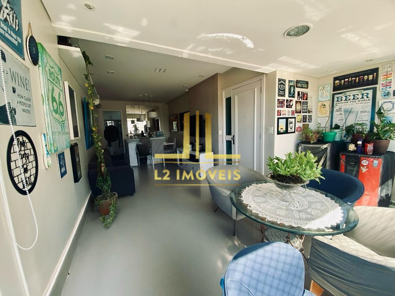 Apartamento à venda com 2 quartos, 89m² - Foto 3