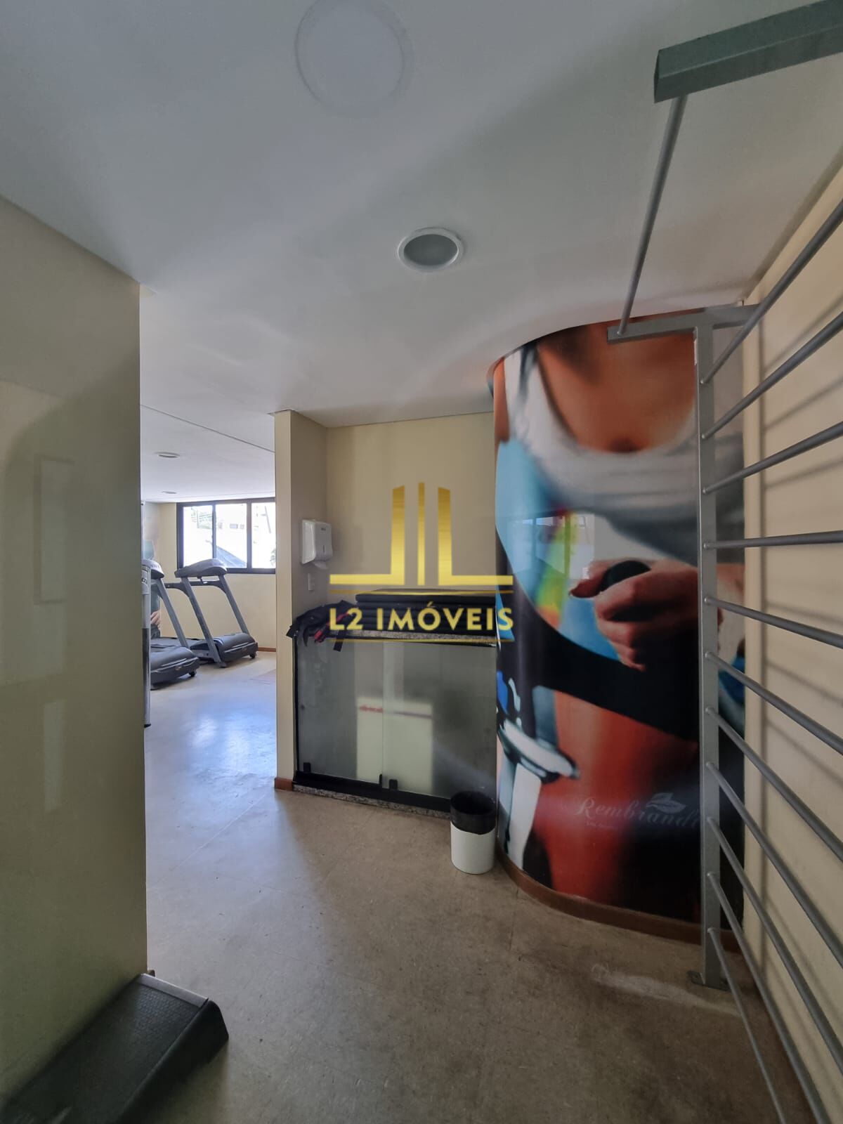 Apartamento à venda com 1 quarto, 40m² - Foto 10