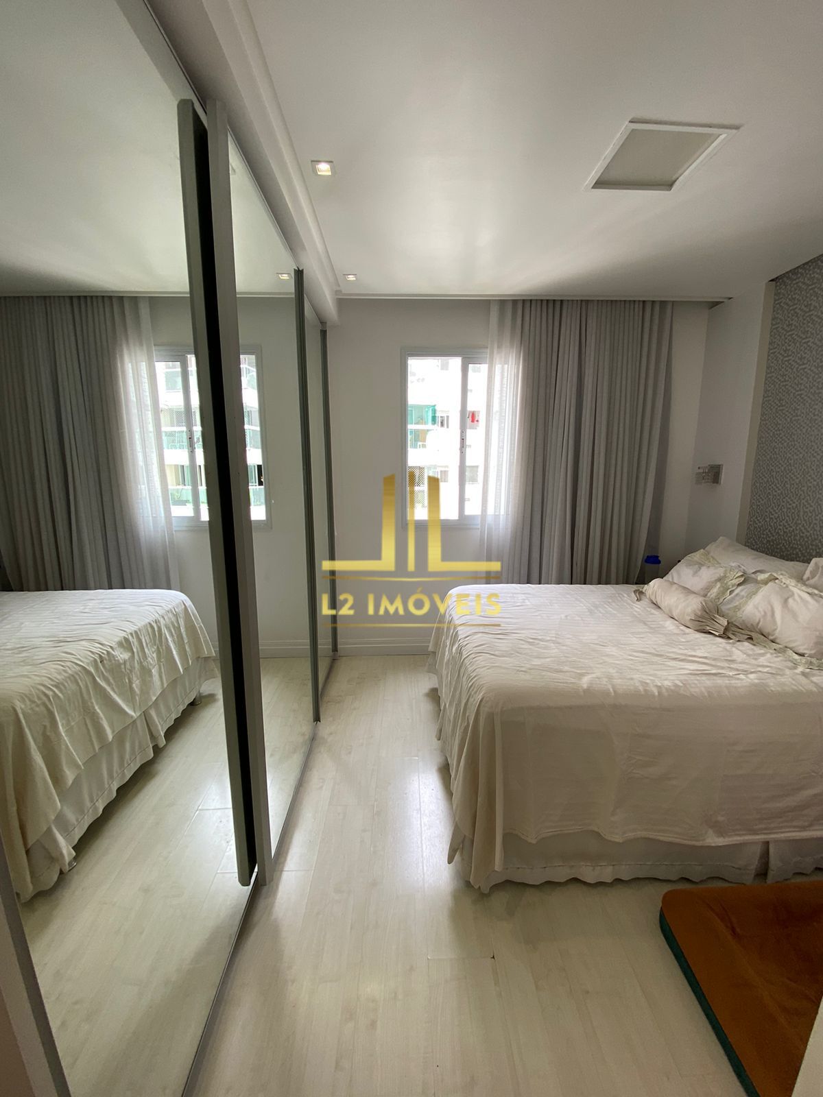 Apartamento à venda com 2 quartos, 78m² - Foto 5