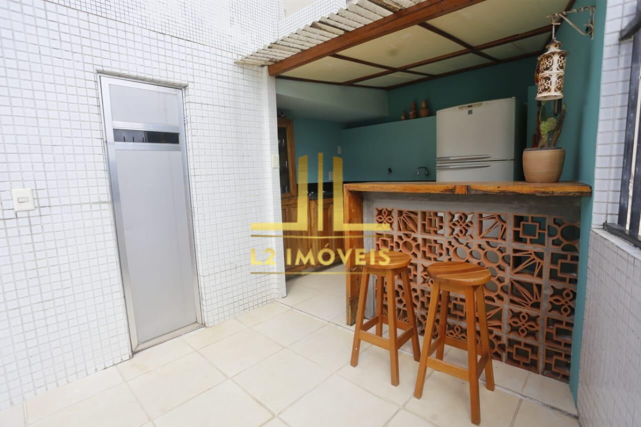 Cobertura à venda com 4 quartos, 240m² - Foto 11