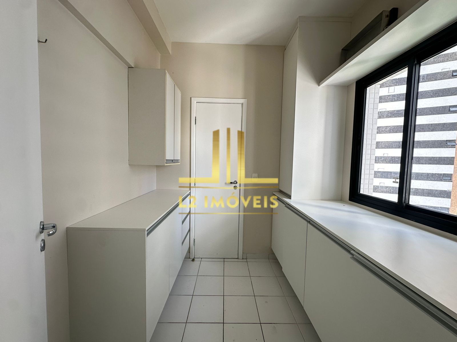 Apartamento à venda com 4 quartos, 149m² - Foto 13