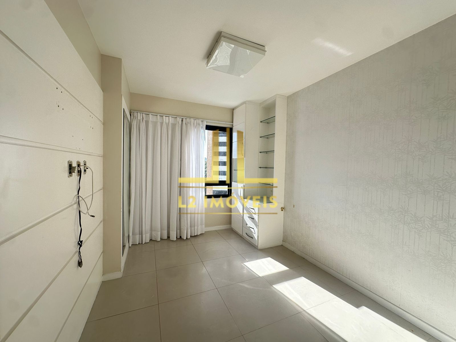 Apartamento à venda com 4 quartos, 149m² - Foto 10