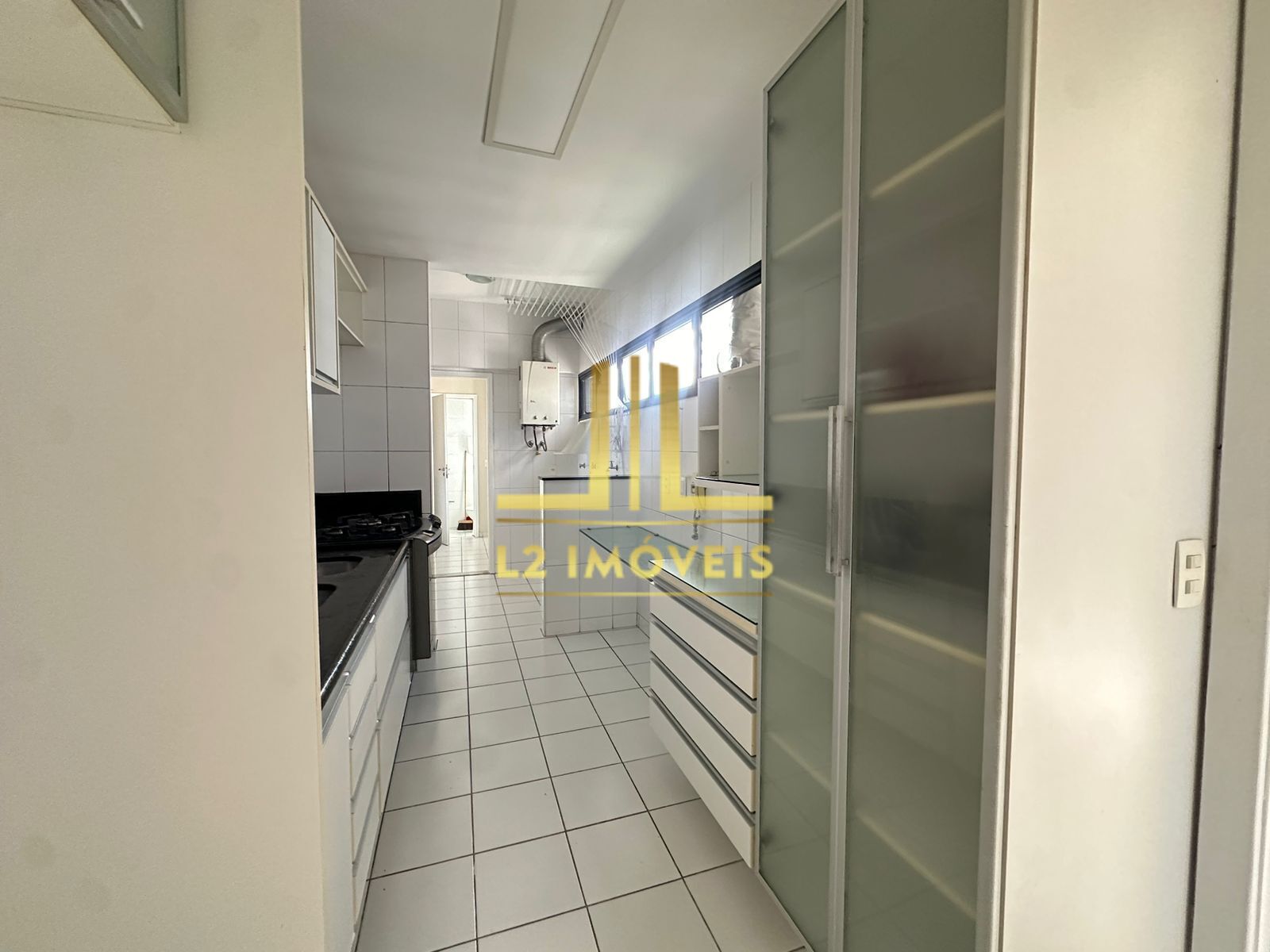 Apartamento à venda com 4 quartos, 149m² - Foto 15