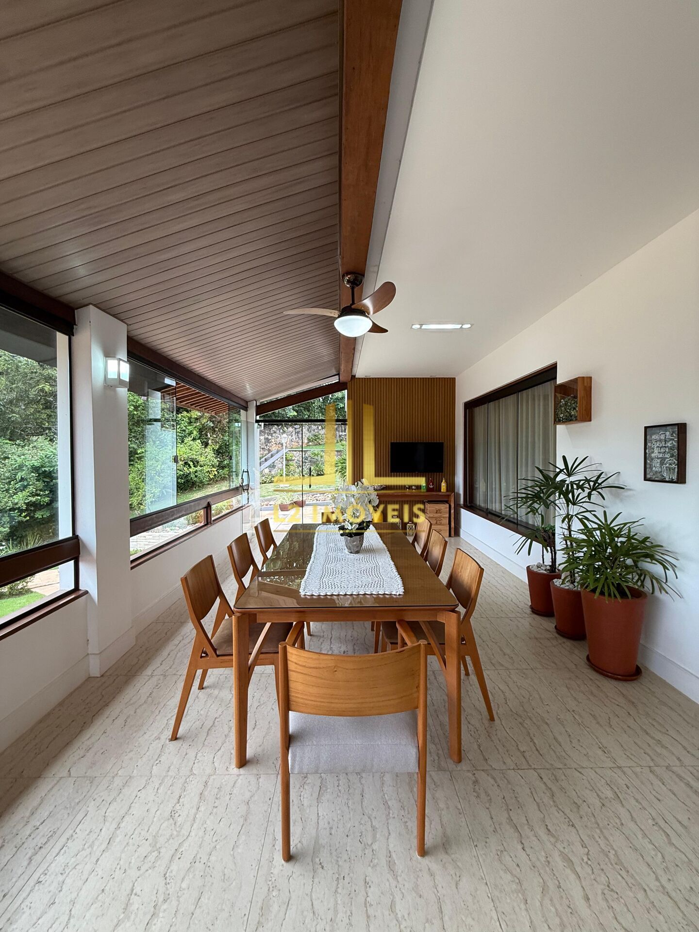 Casa à venda com 6 quartos, 550m² - Foto 13