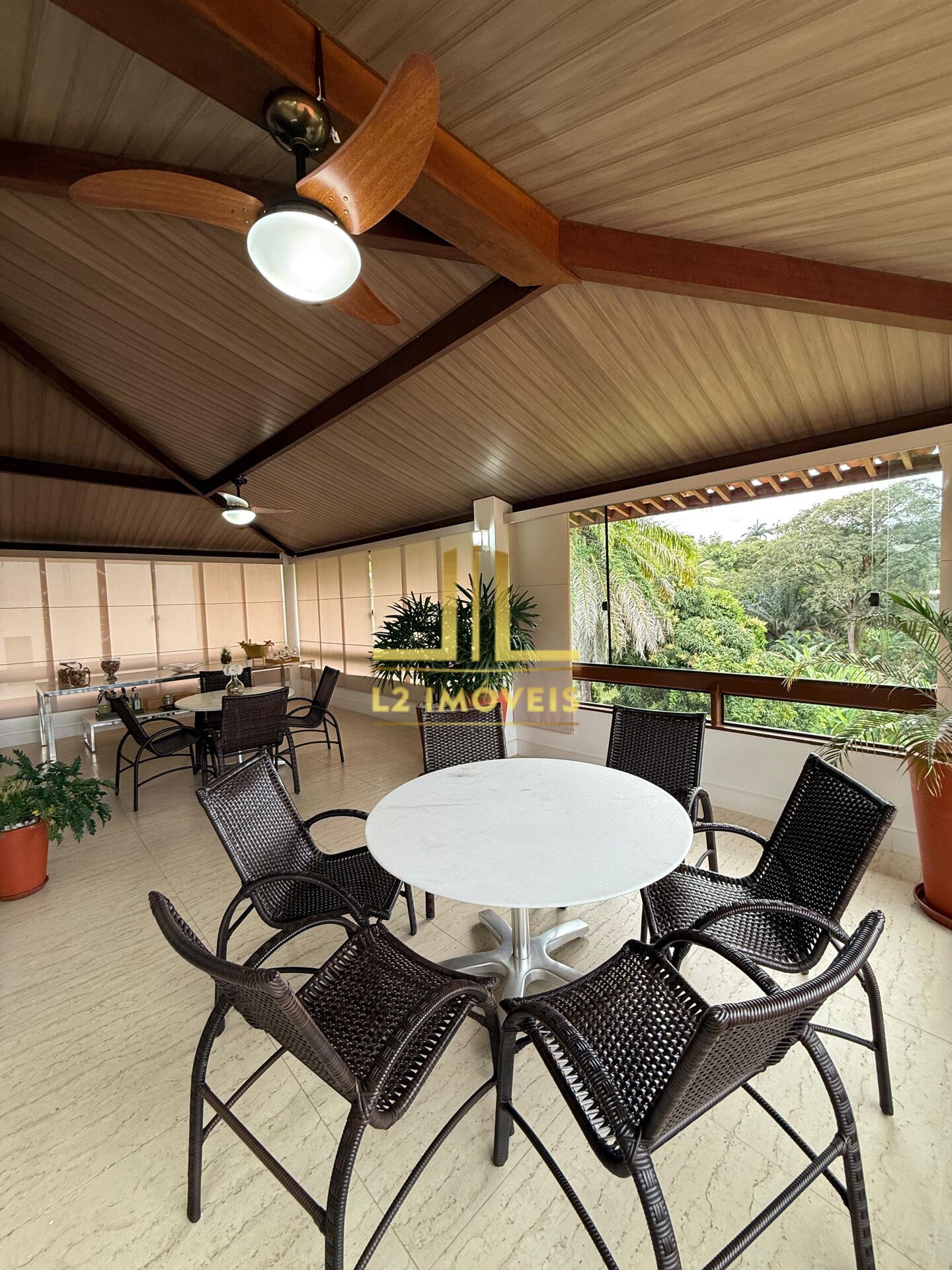 Casa à venda com 6 quartos, 550m² - Foto 7