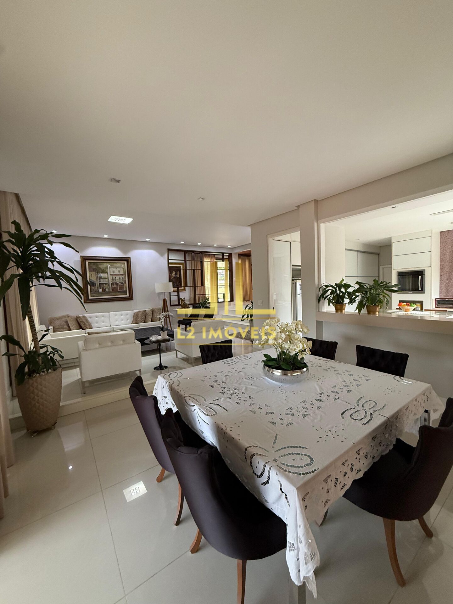 Casa à venda com 6 quartos, 550m² - Foto 12