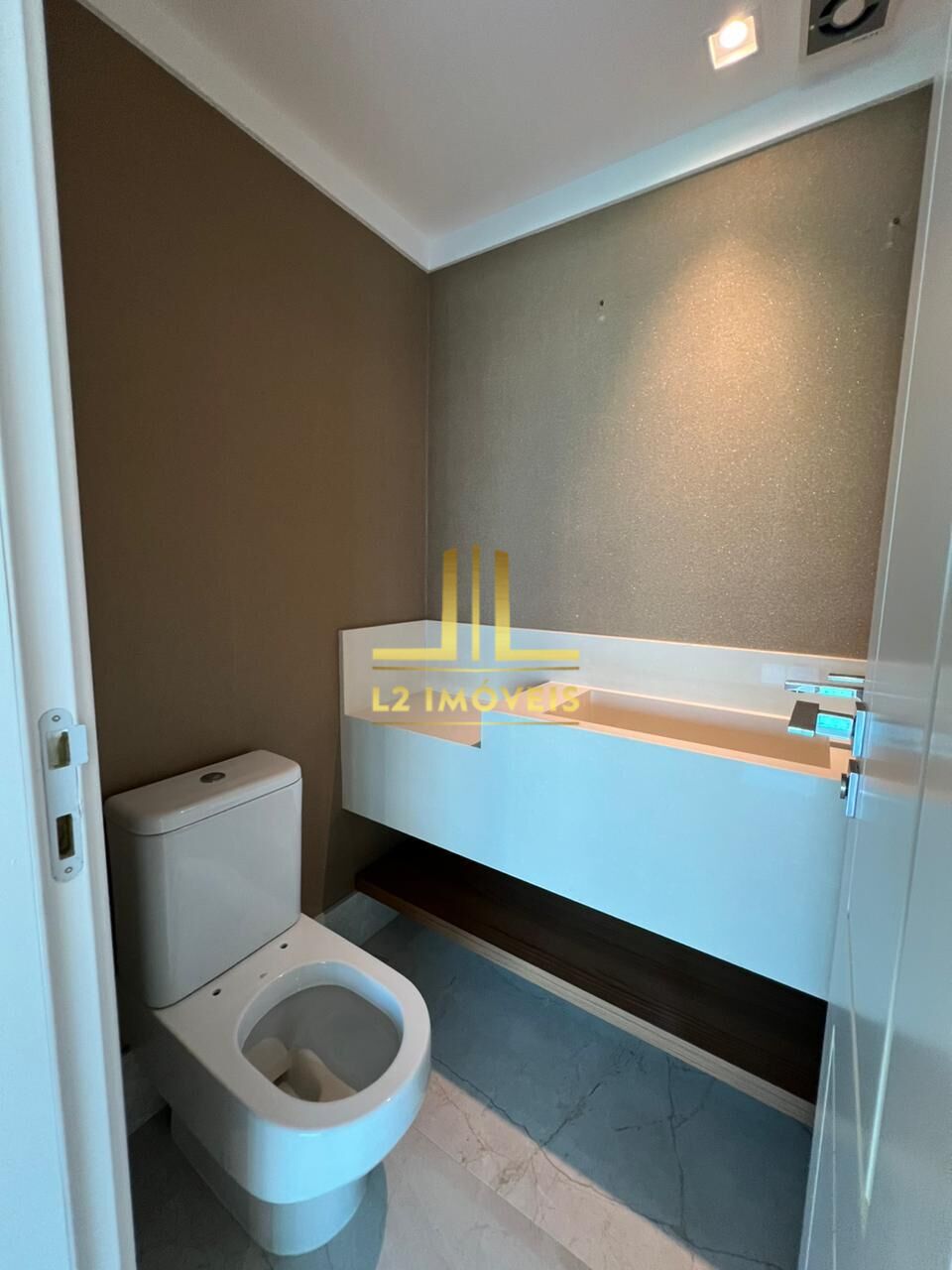 Apartamento à venda com 3 quartos, 124m² - Foto 23