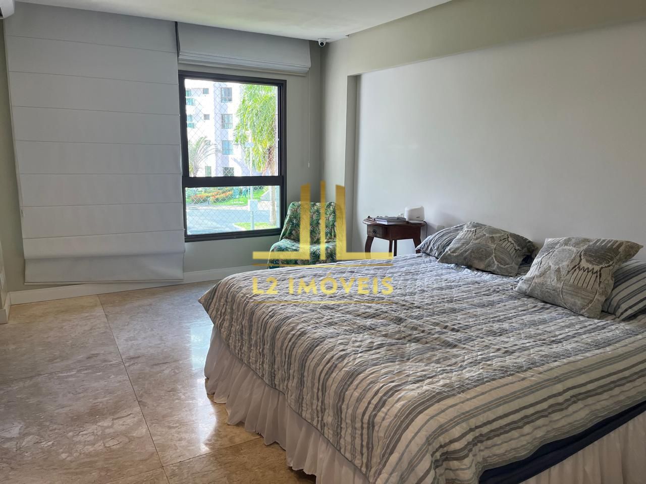 Apartamento à venda com 4 quartos, 195m² - Foto 8