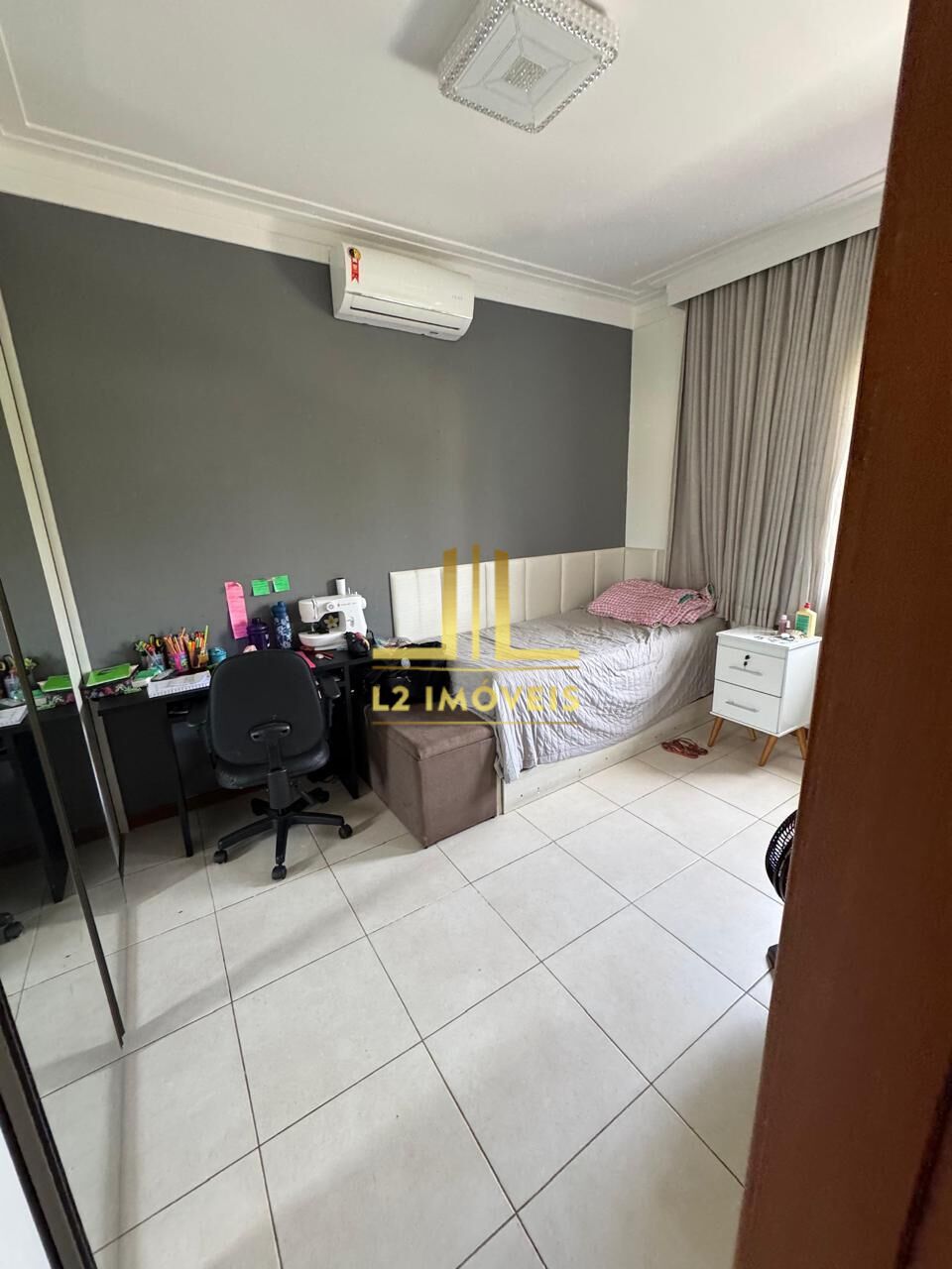 Casa à venda com 4 quartos, 250m² - Foto 9