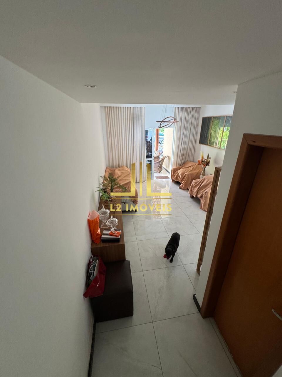 Casa à venda com 4 quartos, 250m² - Foto 3
