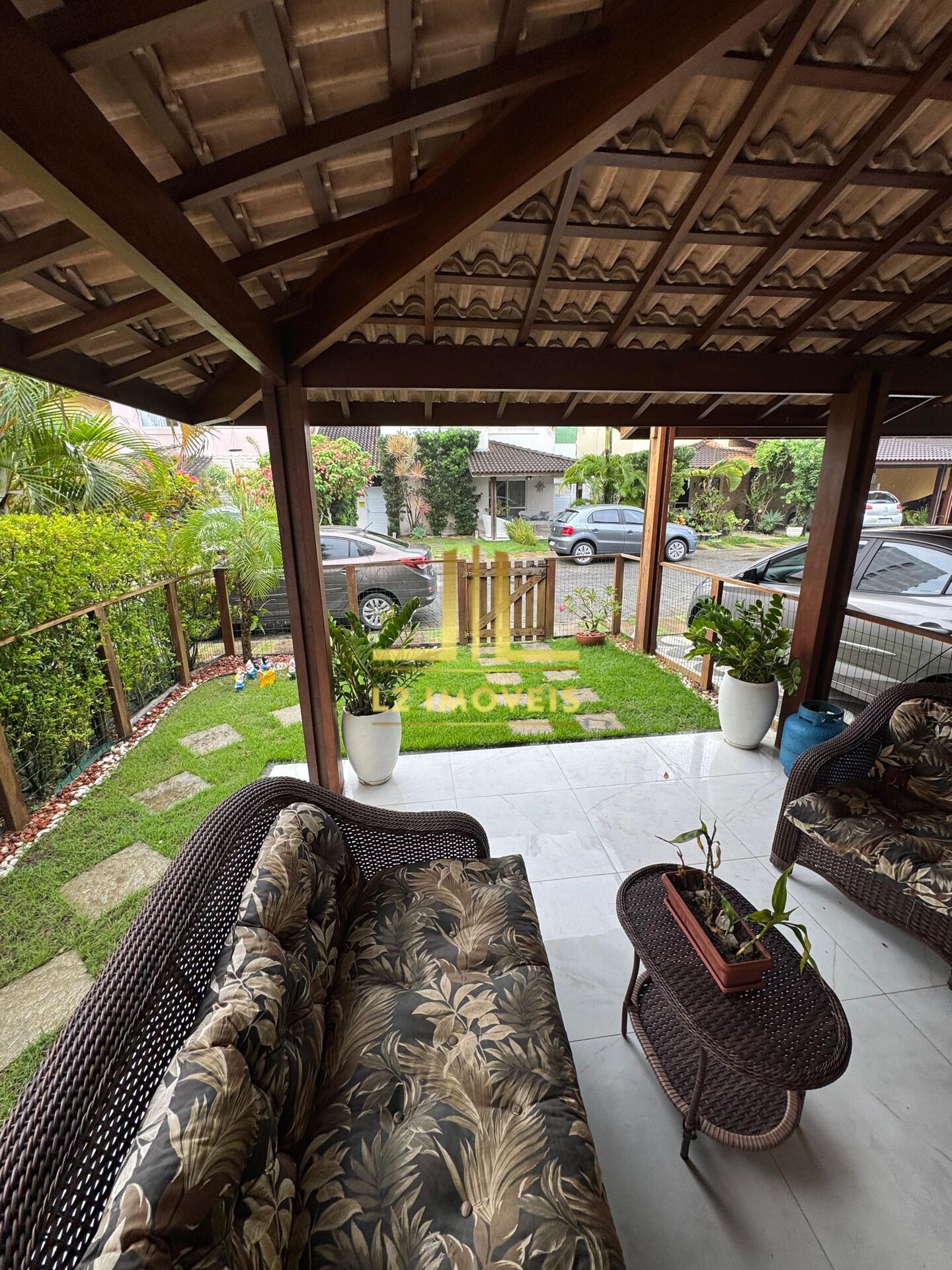 Casa à venda com 4 quartos, 250m² - Foto 24