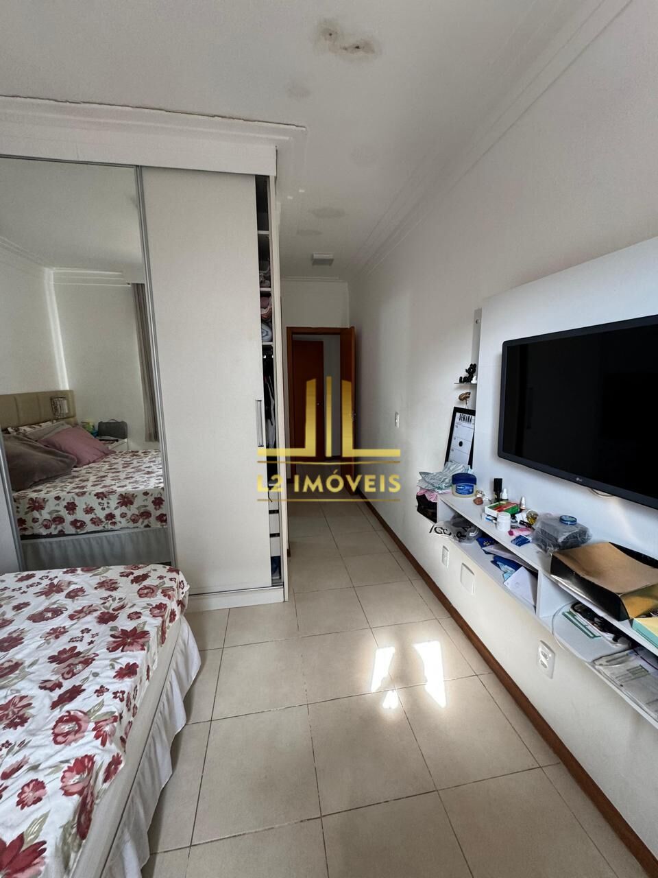 Casa à venda com 4 quartos, 250m² - Foto 7