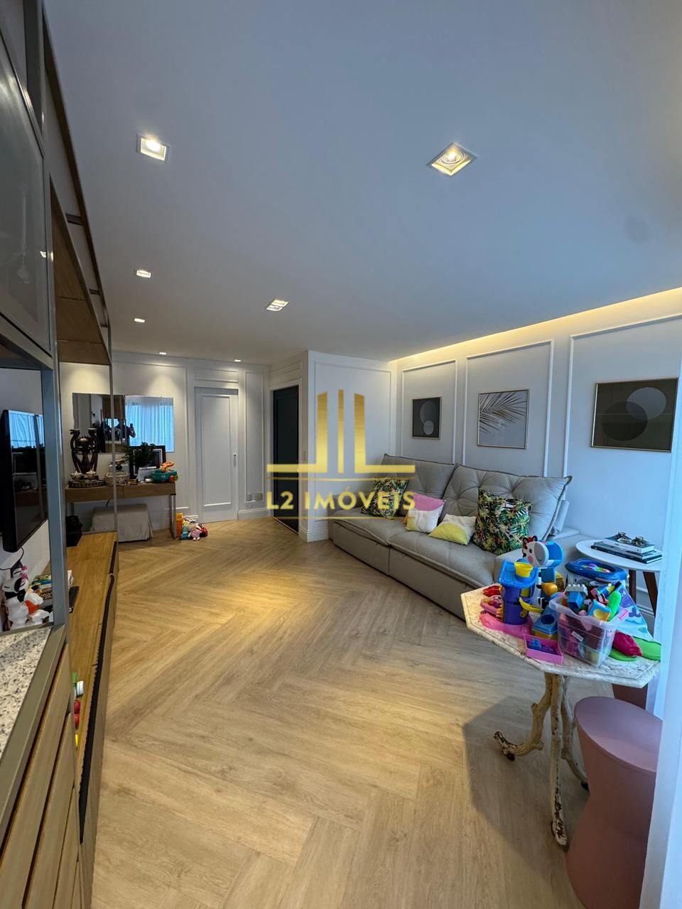 Apartamento à venda com 3 quartos, 111m² - Foto 19