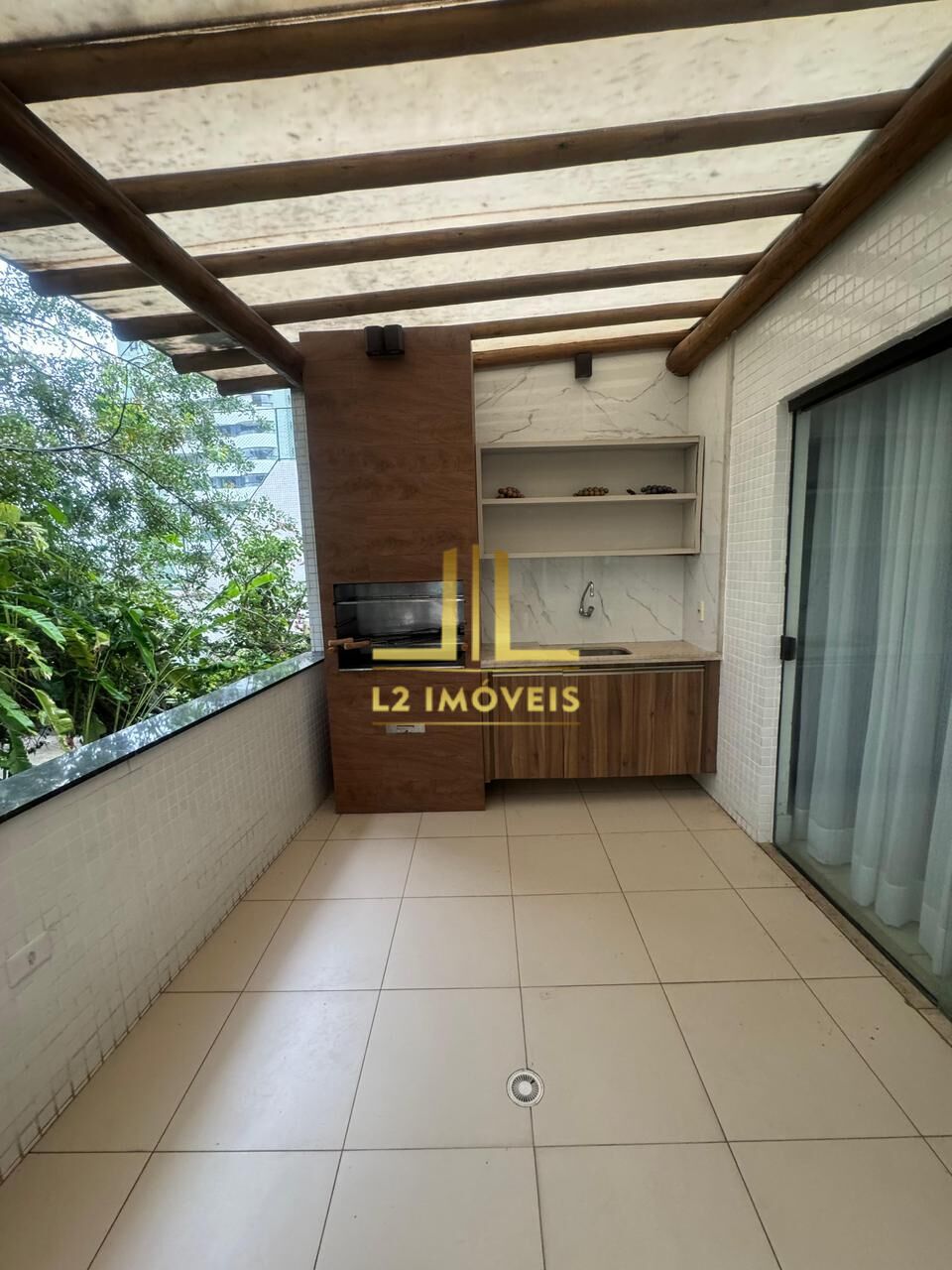 Apartamento à venda com 3 quartos, 111m² - Foto 9