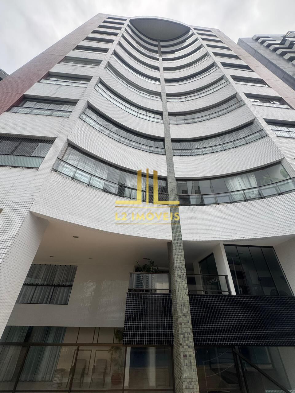 Apartamento à venda com 3 quartos, 111m² - Foto 29