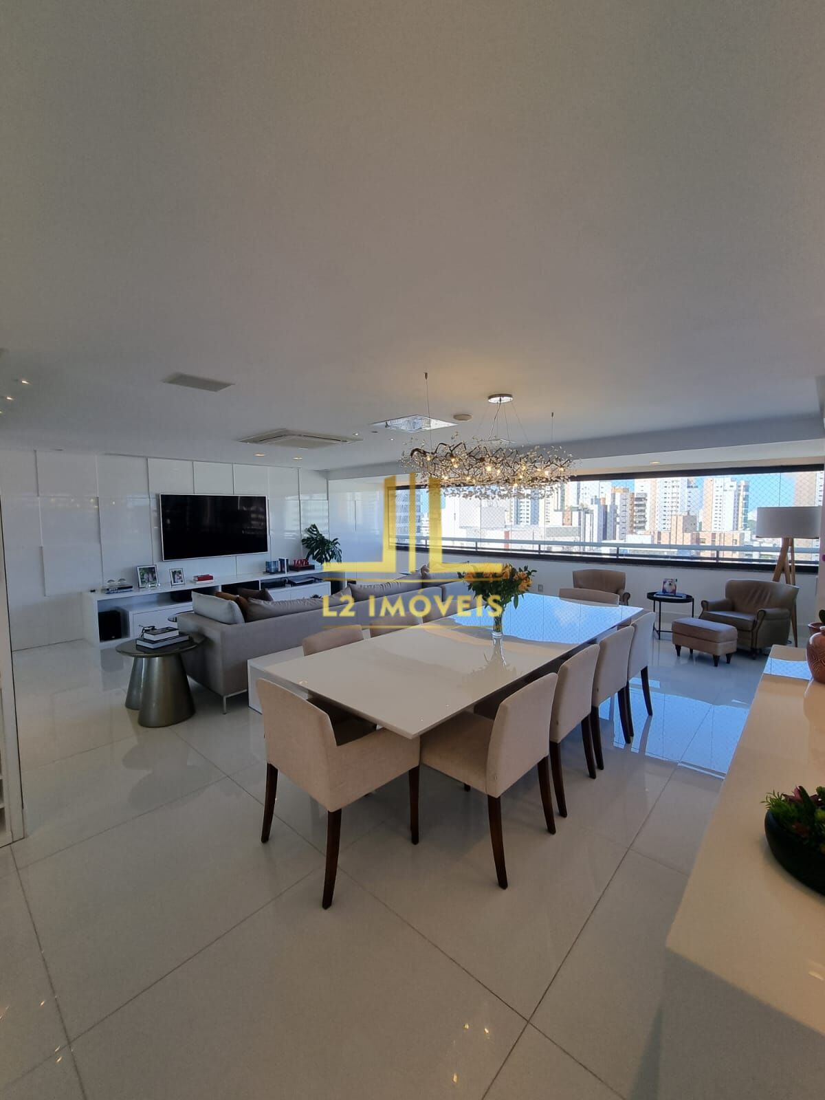 Cobertura à venda com 4 quartos, 311m² - Foto 4