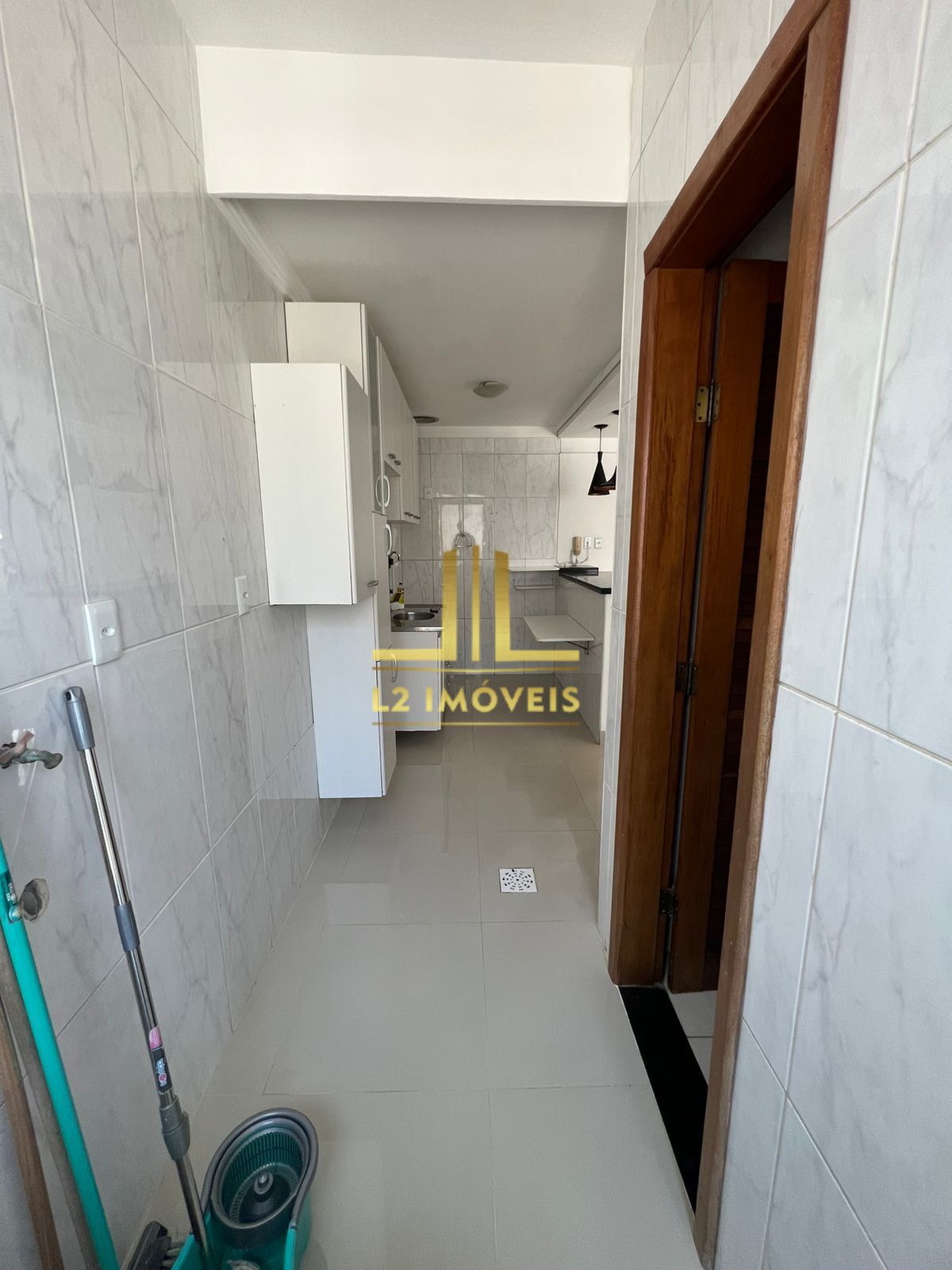 Apartamento para alugar com 2 quartos, 74m² - Foto 13