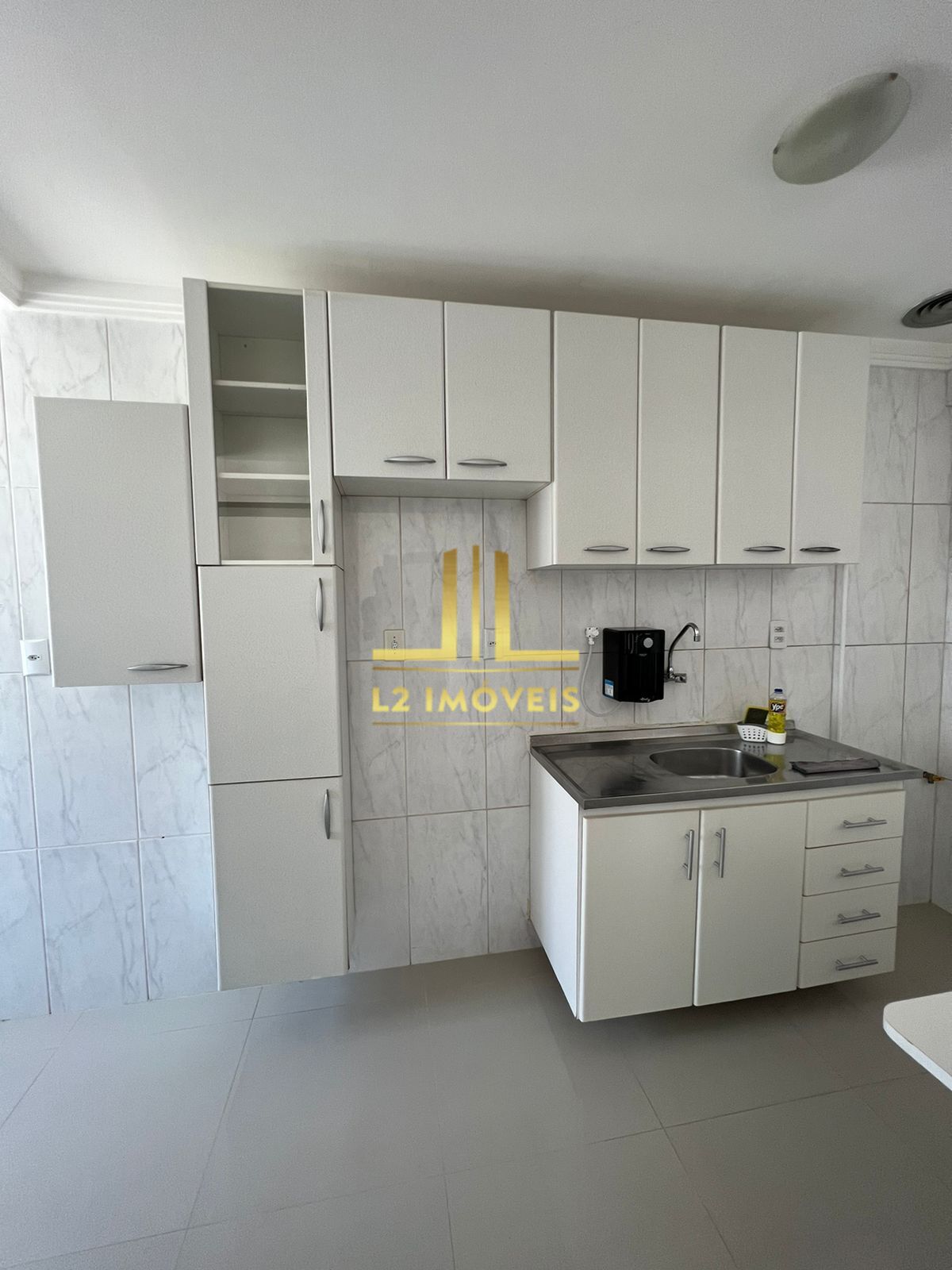 Apartamento para alugar com 2 quartos, 74m² - Foto 11