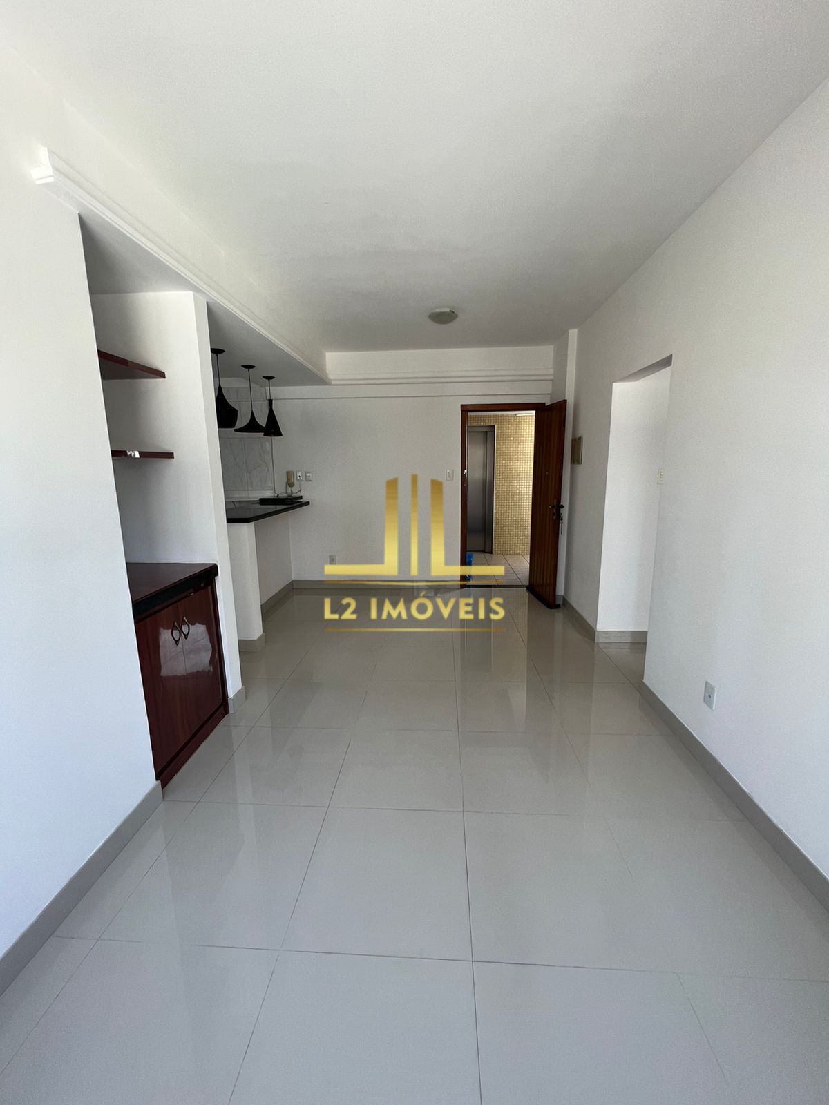 Apartamento para alugar com 2 quartos, 74m² - Foto 2