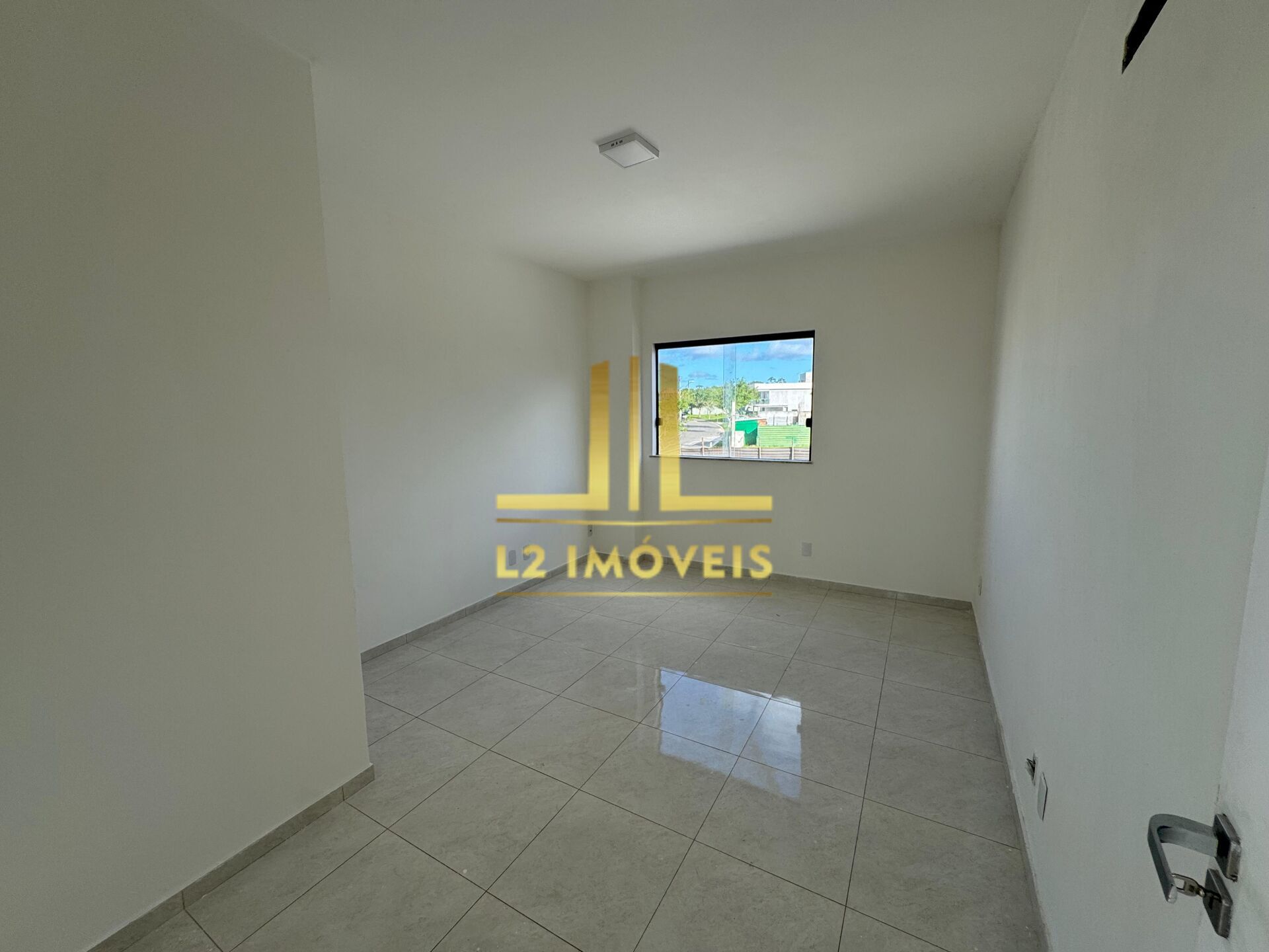 Casa para alugar com 3 quartos, 200m² - Foto 10