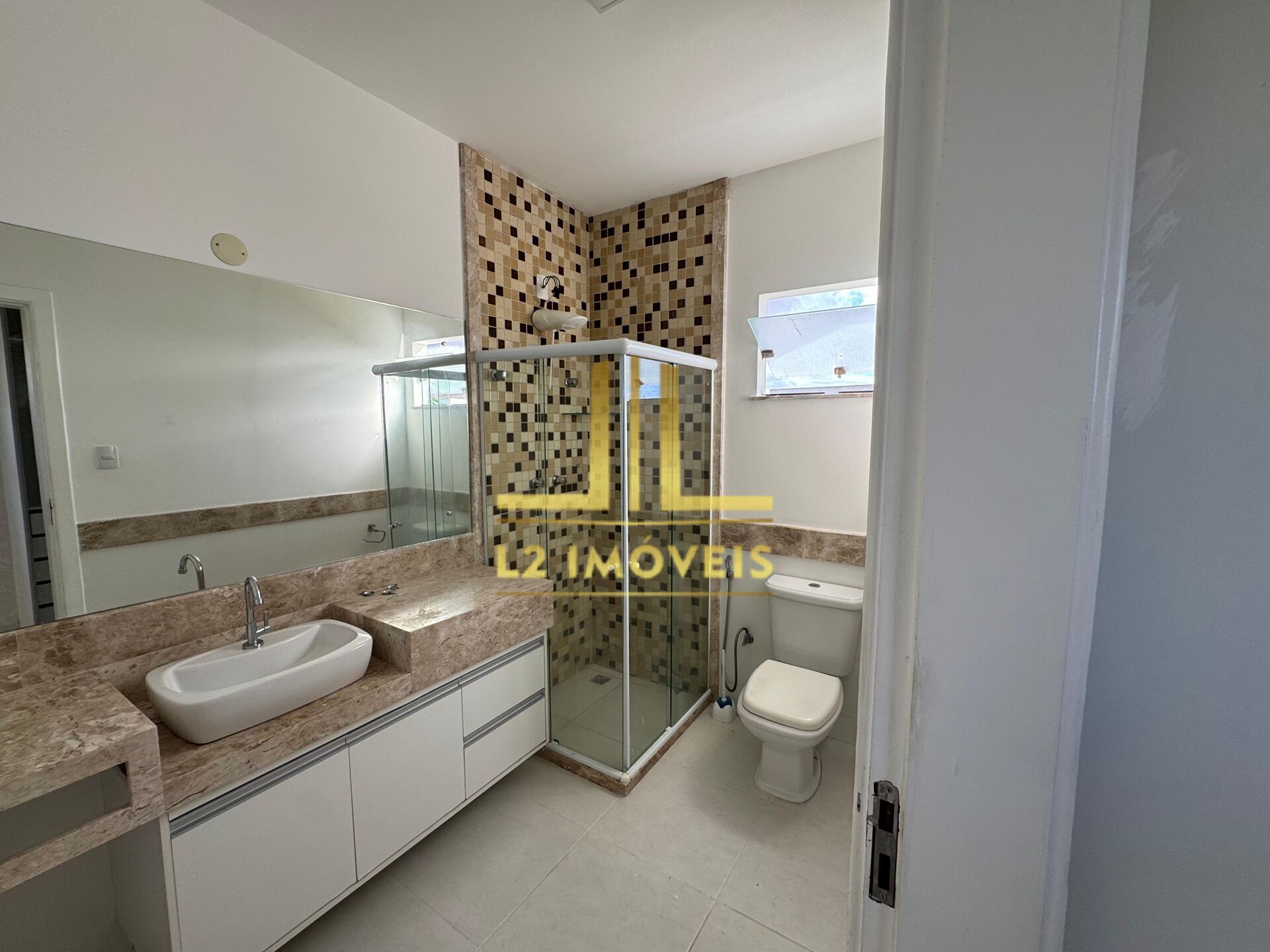 Casa para alugar com 3 quartos, 200m² - Foto 15
