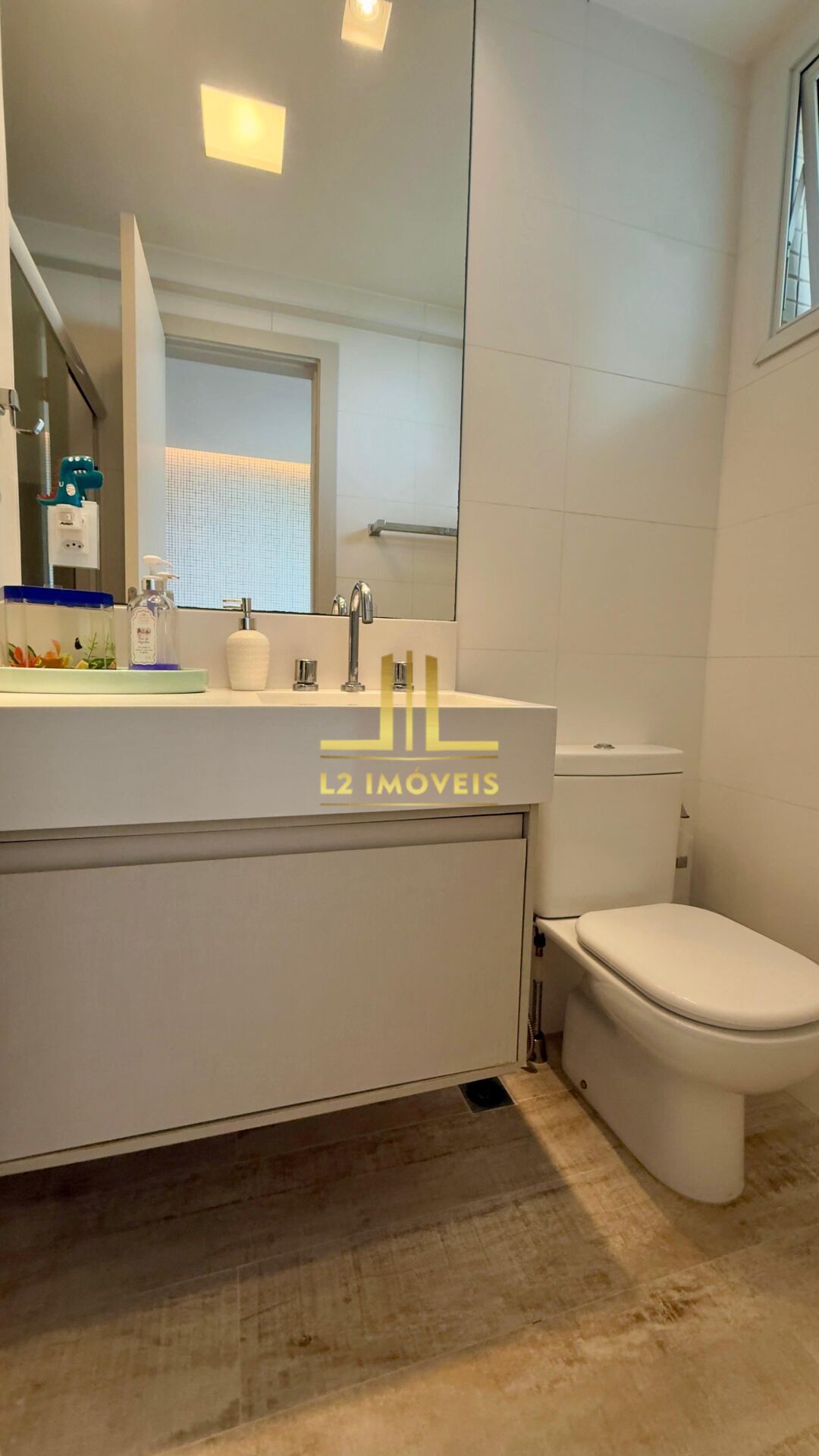 Apartamento à venda com 4 quartos, 210m² - Foto 24