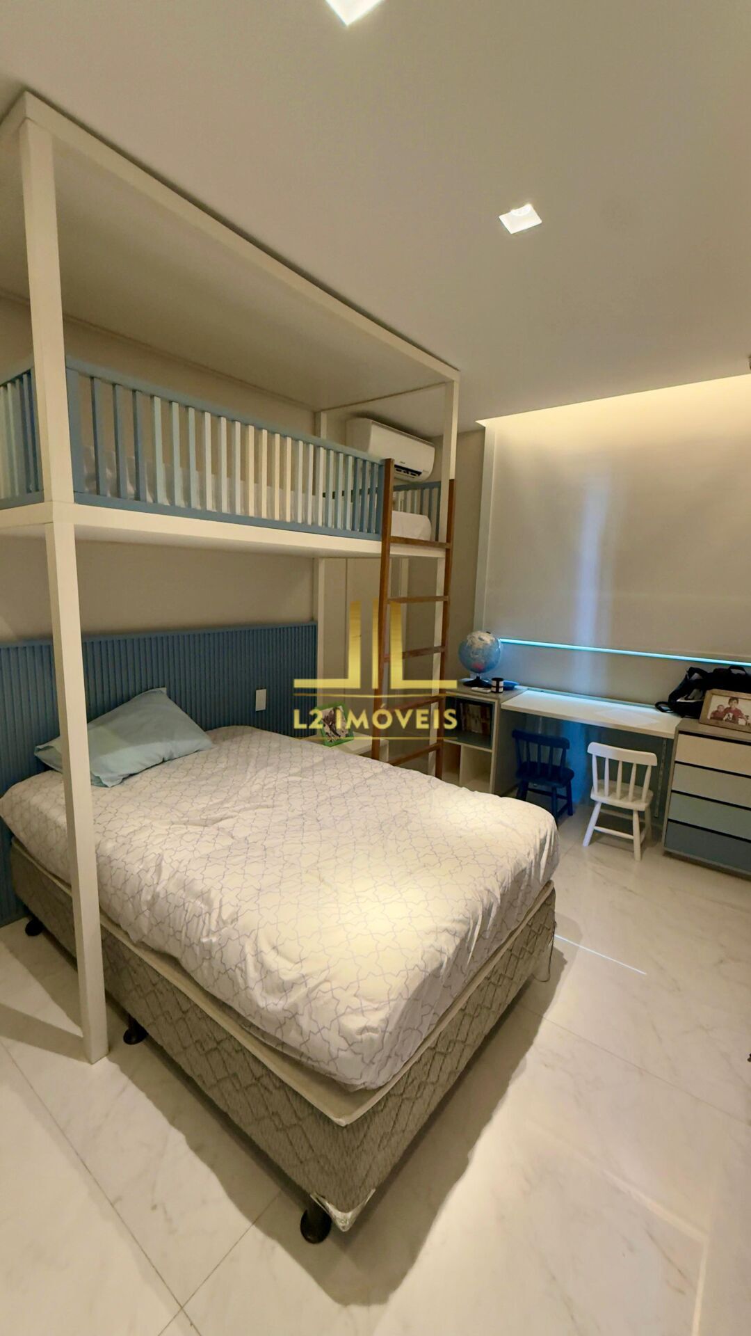 Apartamento à venda com 4 quartos, 210m² - Foto 10