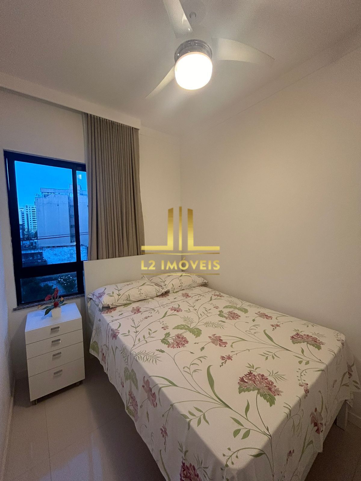 Apartamento à venda com 2 quartos, 60m² - Foto 4