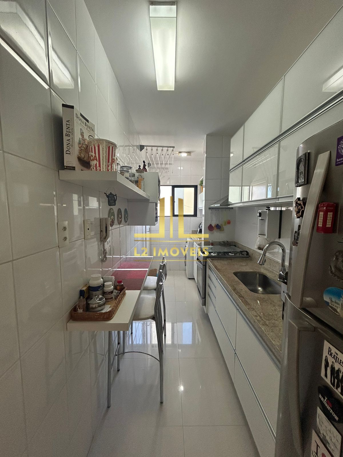 Apartamento à venda com 2 quartos, 60m² - Foto 9