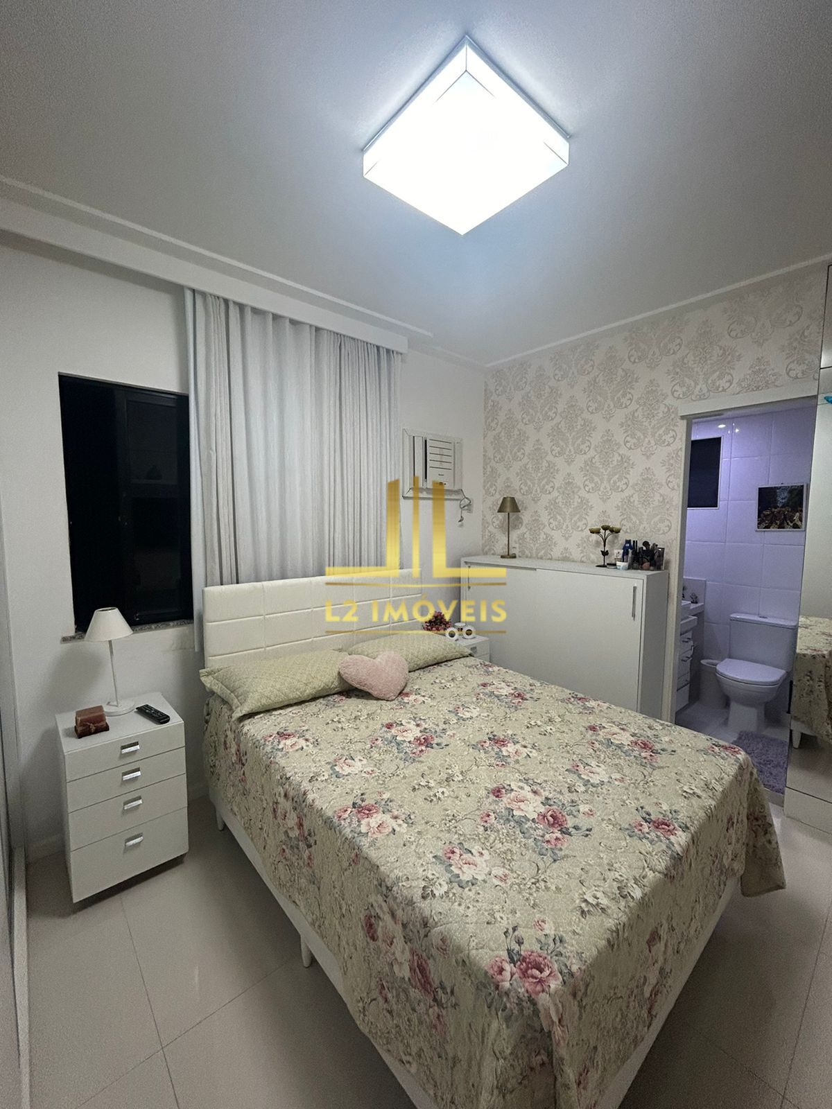 Apartamento à venda com 2 quartos, 60m² - Foto 7